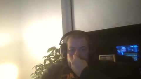 danishman1980 online show from 11.02.25