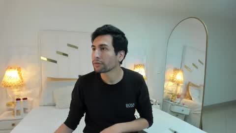 Vanilla Red online show from 10.01.25