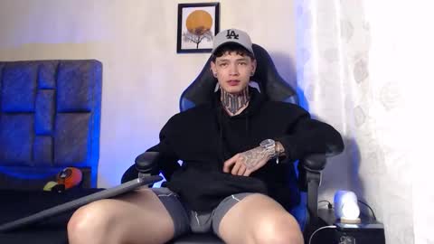 Dann Brown online show from 11.22.25