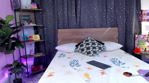 Dannacastle online show from 12.13.24