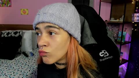 Dannacastle online show from 01.05.25