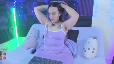 Snapshot of danna__castle chatting on 08.03.26 Dannacastle online show from 08.03.26