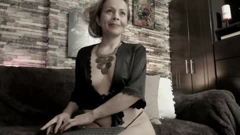 natalia online show from 12.13.24