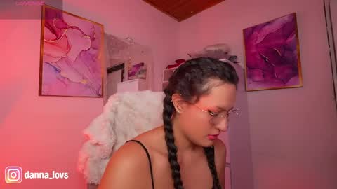 Danna Lovs online show from 05.05.26