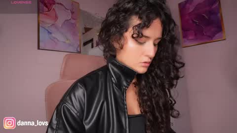 Danna Lovs online show from 05.19.26