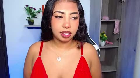 Snapshot of danna_schmidt23 chatting on 11.07.25 Danna online show from 11.07.25