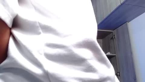 Snapshot of danna_schmidt23 chatting on 11.12.25 Danna online show from 11.12.25