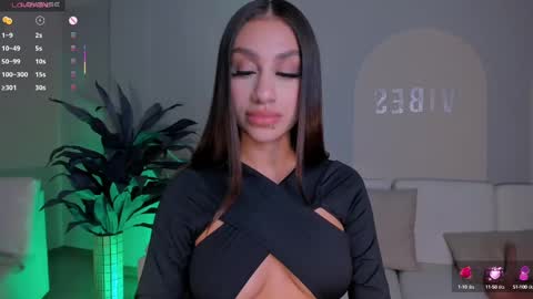 Danna Cruz  online show from 03.02.25