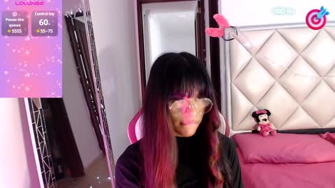 Snapshot of dannadoll69 chatting on 01.27.25 Dannamunoz130 online show from 01.27.25