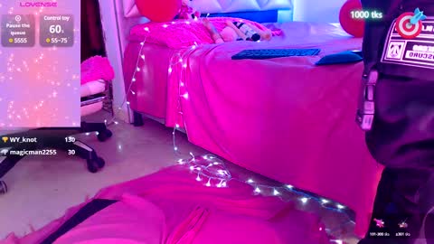 Snapshot of dannadoll69 chatting on 03.01.25 Dannamunoz130 online show from 03.01.25