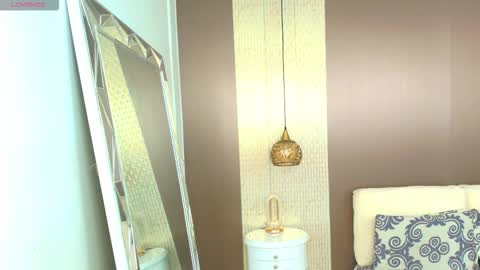 Snapshot of dannadoll69 chatting on 10.26.25 Dannamunoz130 online show from 10.26.25