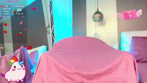 Snapshot of dannadoll69 chatting on 11.21.25 Dannamunoz130 online show from 11.21.25