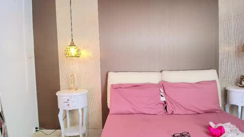 Snapshot of dannadoll69 chatting on 11.23.25 Dannamunoz130 online show from 11.23.25