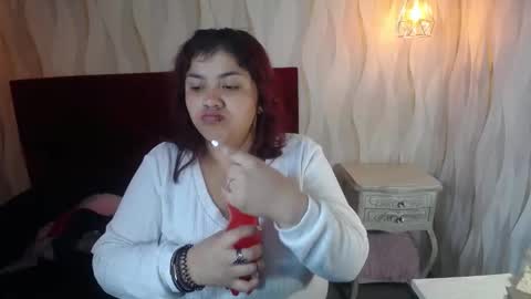 Danna Garza online show from 12.01.25