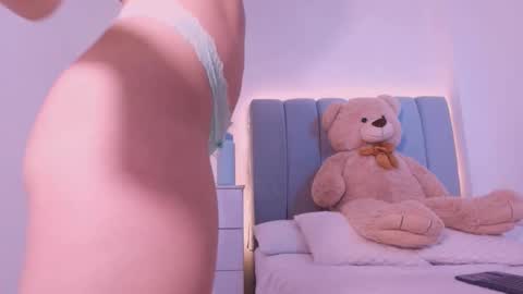 Snapshot of dannahyde chatting on 01.08.26 Insta DannaBlueX online show from 01.08.26