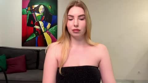 dannamissss online show from 12.27.24