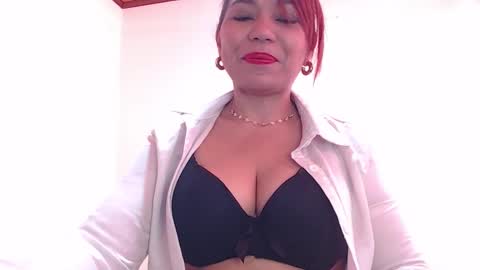 dannamomcerratt online show from 03.01.26