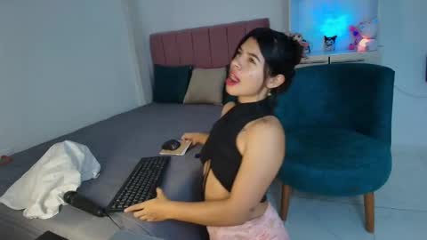 Snapshot of danny_cam1423 chatting on 10.10.25 danny_cam1423 online show from 10.10.25