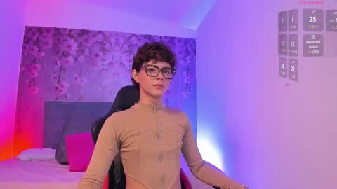 Snapshot of dannysastar_ chatting on 11.29.25 DANNYSA online show from 11.29.25