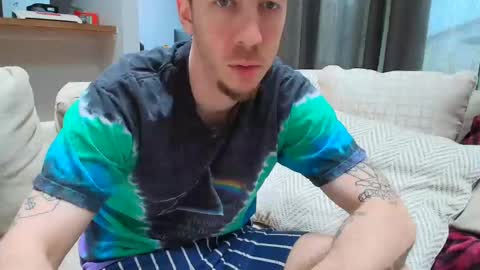 Snapshot of dannythreeyway chatting on 09.10.25 DannyThreeWay online show from 09.10.25