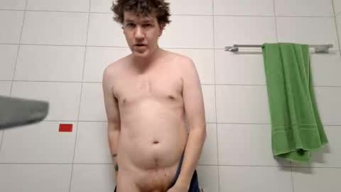 Snapshot of dannytoyboyy chatting on 01.06.25 Danny Toy Boy online show from 01.06.25