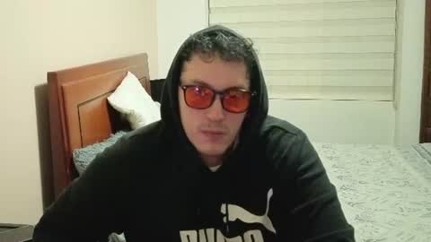 Snapshot of danruiz33 chatting on 06.12.26 Dan online show from 06.12.26