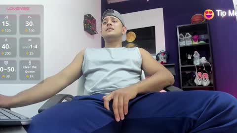 Snapshot of dante_bigboss chatting on 11.05.25 Dante online show from 11.05.25