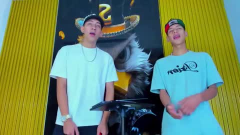 dante_brown1 online show from 10.18.25