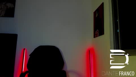 Snapshot of dante_franco chatting on 10.08.25 dante_franco online show from 10.08.25