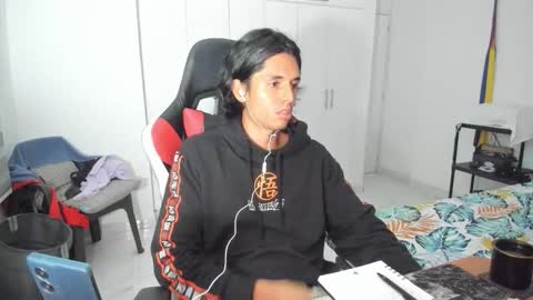 Snapshot of dantedecentralized chatting on 11.17.25 X Dante7373574 online show from 11.17.25