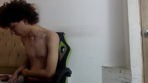 Snapshot of dantex_ chatting on 11.30.25 dantex_ online show from 11.30.25