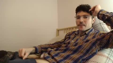 Snapshot of dantheman233 chatting on 12.29.24 Daniel online show from 12.29.24