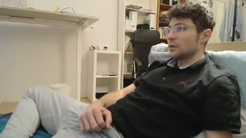 Snapshot of dantheman233 chatting on 01.08.25 Daniel online show from 01.08.25