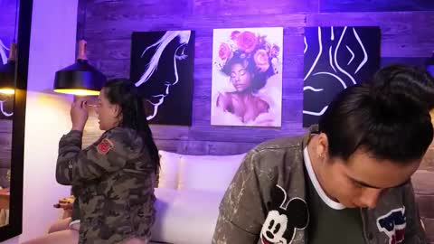 Snapshot of dany_alexa chatting on 10.21.25 Dany And Alexa online show from 10.21.25