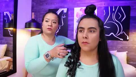 Snapshot of dany_alexa chatting on 10.22.25 Dany And Alexa online show from 10.22.25