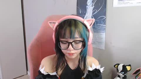 danyelleeyermann online show from 04.29.26