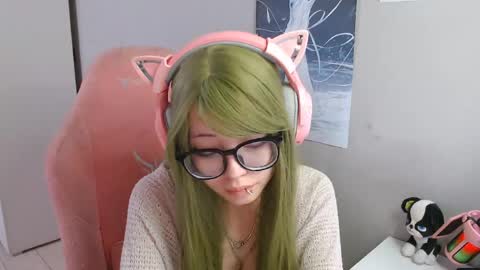 danyelleeyermann online show from 05.11.26