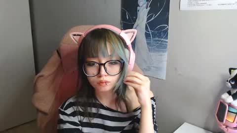 danyelleeyermann online show from 05.19.26