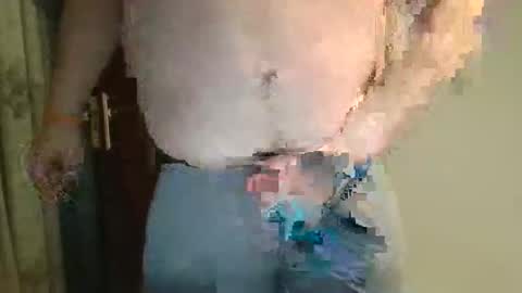 Snapshot of daoneuwant96 chatting on 02.04.26 daoneuwant96 online show from 02.04.26