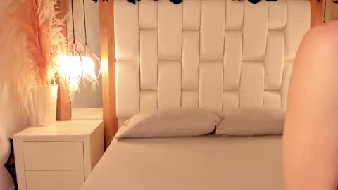 daphne_and_roger online show from 11.11.25