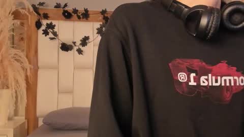 daphne_and_roger online show from 01.06.26