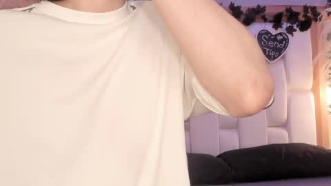 daphne_and_roger online show from 04.22.26