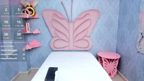 Daphne  online show from 12.28.24