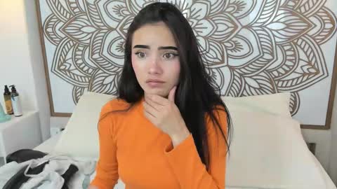 Daphne online show from 10.08.25