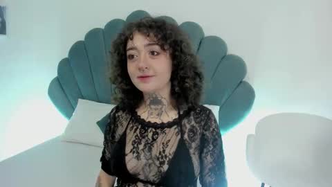 DaphneBlunt online show from 11.06.25