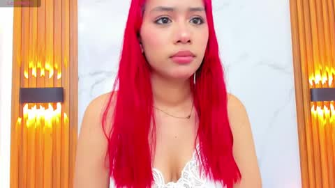 daphneleclerc online show from 10.28.25