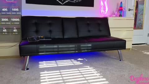 Daphne Madison online show from 03.06.25