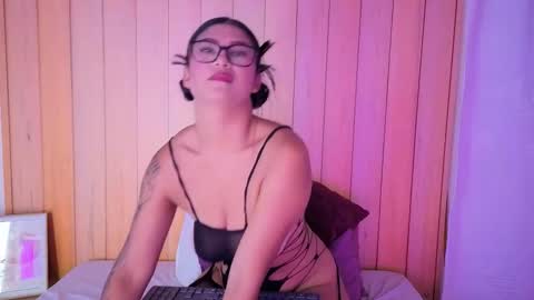 Daphne online show from 11.12.25