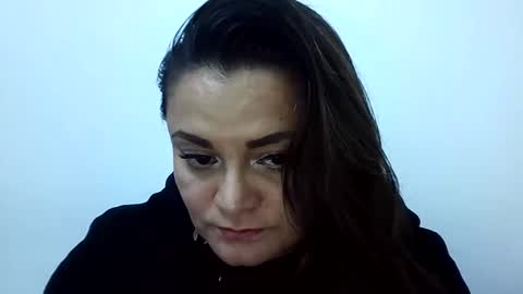 Snapshot of dapnne24 chatting on 10.28.25 dapnne online show from 10.28.25