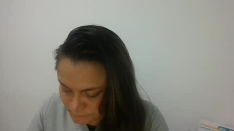 Snapshot of dapnne24 chatting on 10.29.25 dapnne online show from 10.29.25